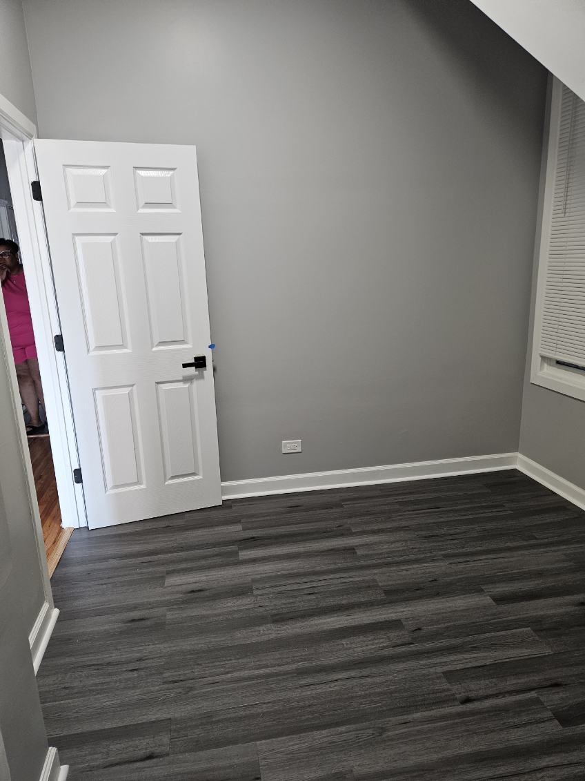 Building Photo - 8020 S Coles Ave