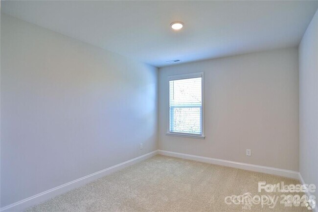 Building Photo - 13126 Settlers Trail Ct