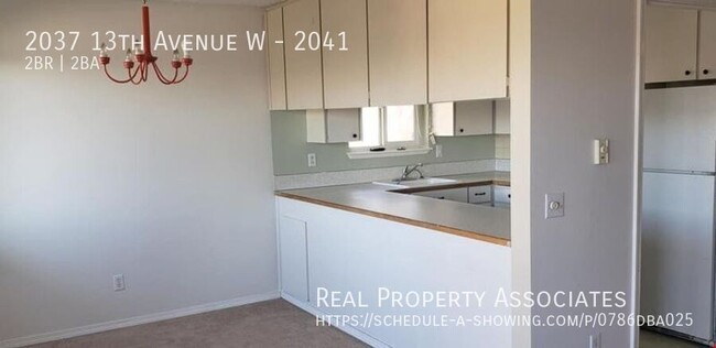 Building Photo - 2037 13th Ave W
