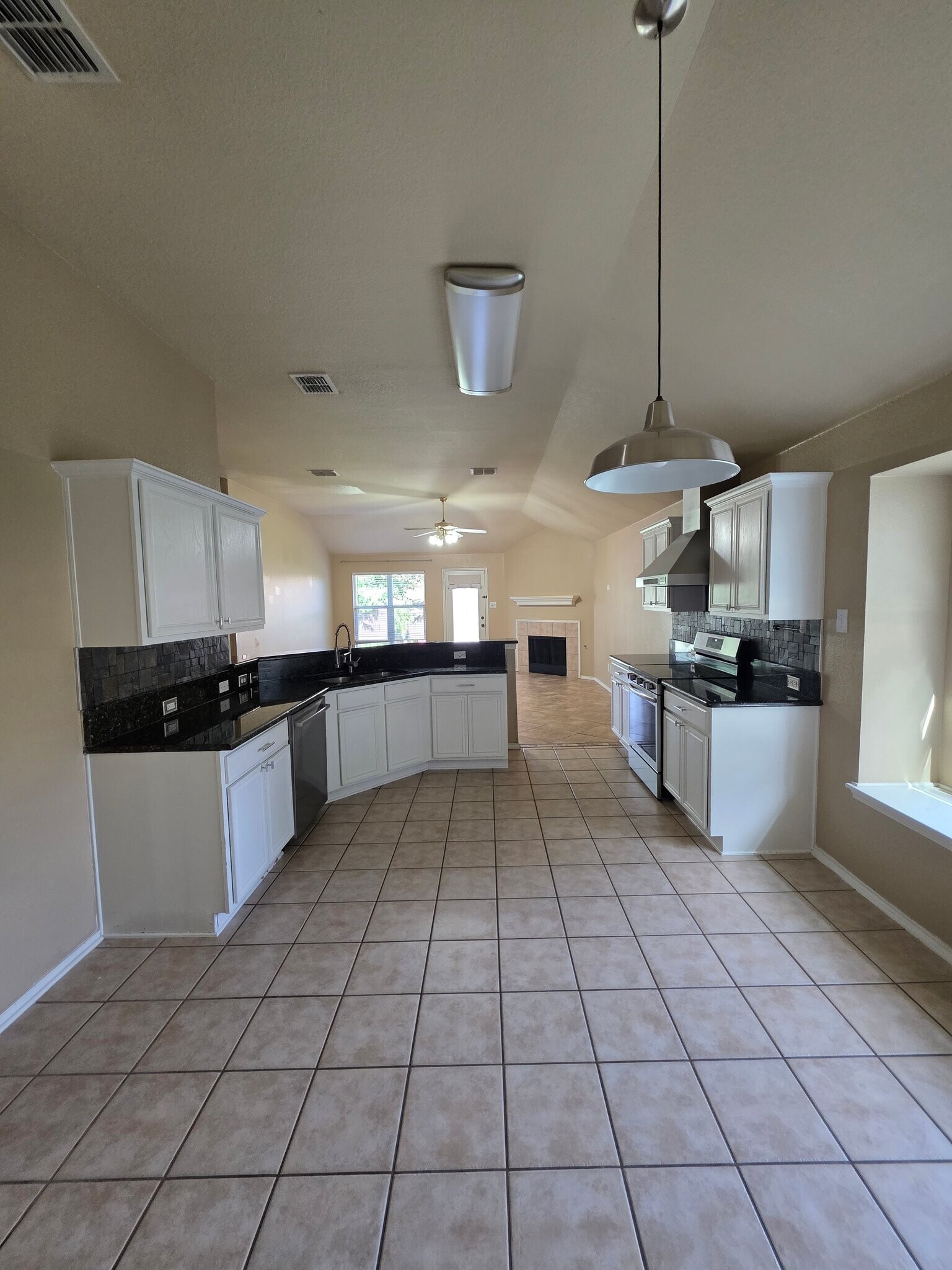 Building Photo - 12112 Lamington Dr