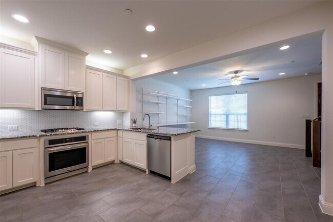 Building Photo - 7417 Chief Spotted Tail Dr