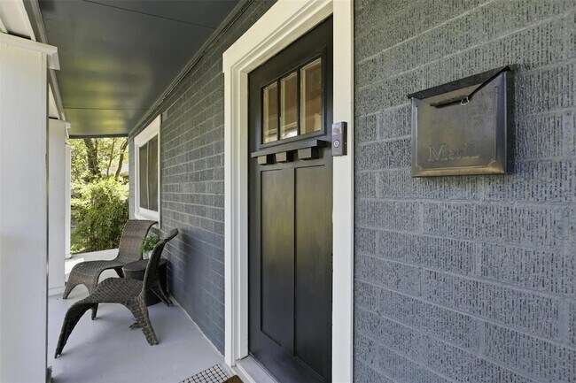 Building Photo - 5614 Shoalwood Ave