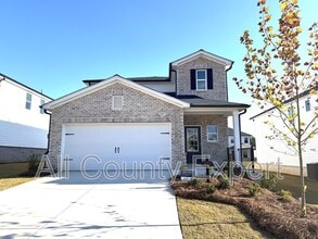 Building Photo - 823 Misty Holw Trl