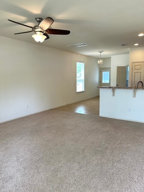 Building Photo - 1702 Sand Hills Dr
