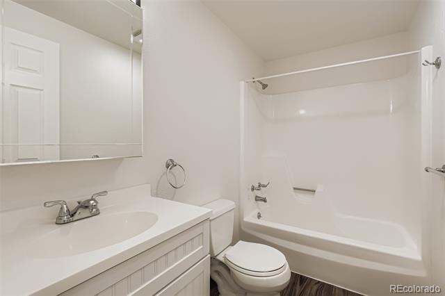 Building Photo - 5395 Osceola St