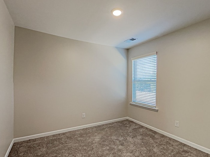 Building Photo - 471 Hager Lake Rd