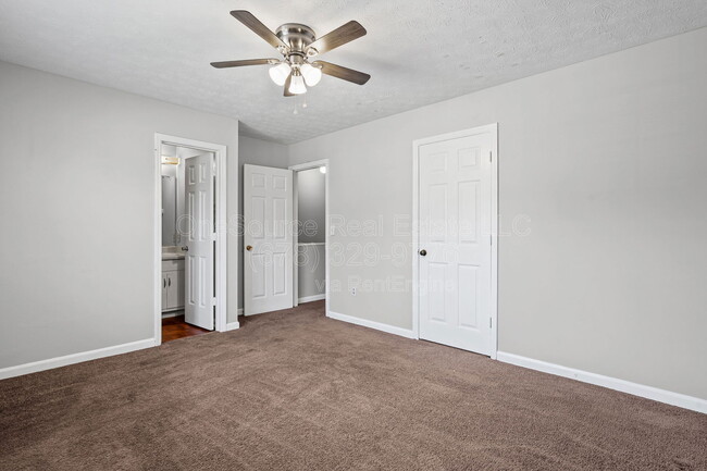 Building Photo - 5301 Stonebush Terrace