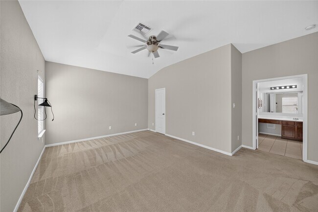 Building Photo - 406 Mornington Ln