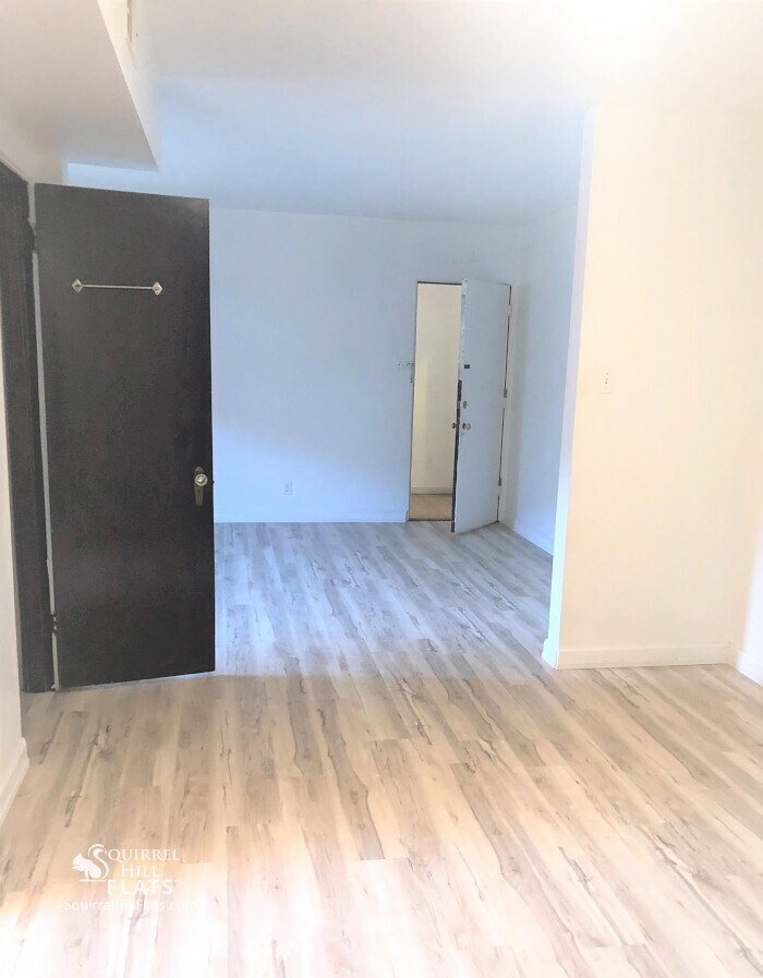 Building Photo - 5712 Phillips Ave