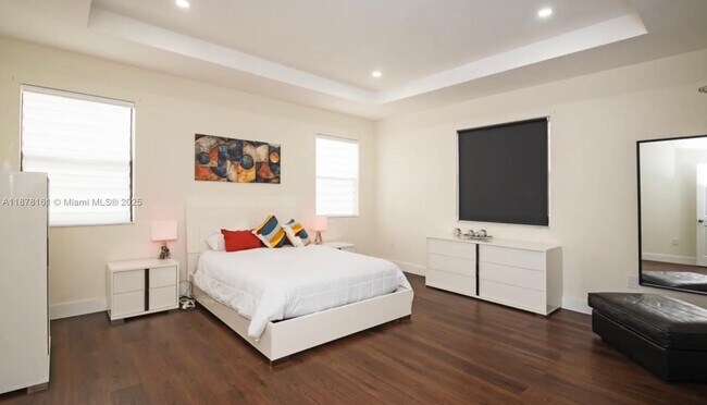 Building Photo - 4300 SW 164th Path