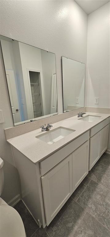 Building Photo - 2732 Gentle Rain Dr