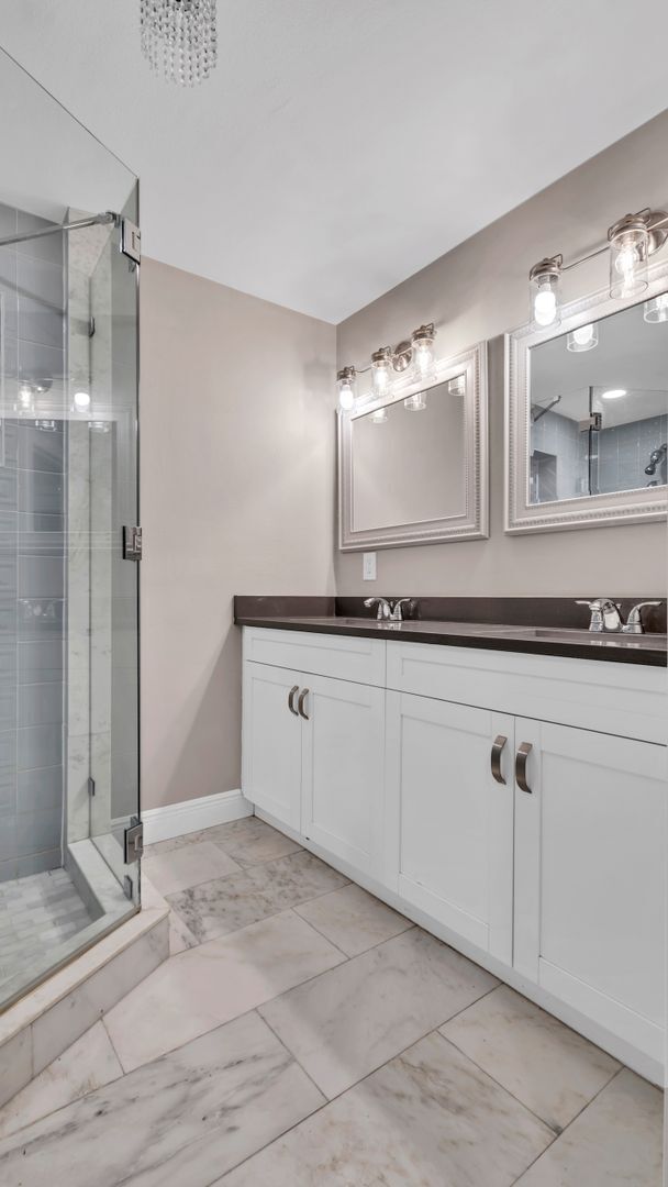 Building Photo - Spacious remodeled South Tampa 4BR/3BA hom...