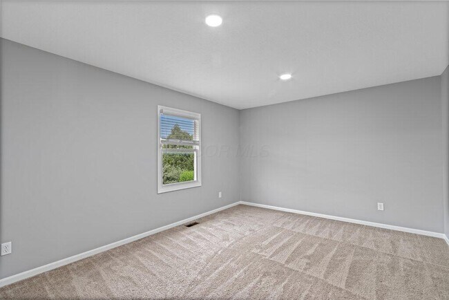 Building Photo - 3445 River Narrows Rd