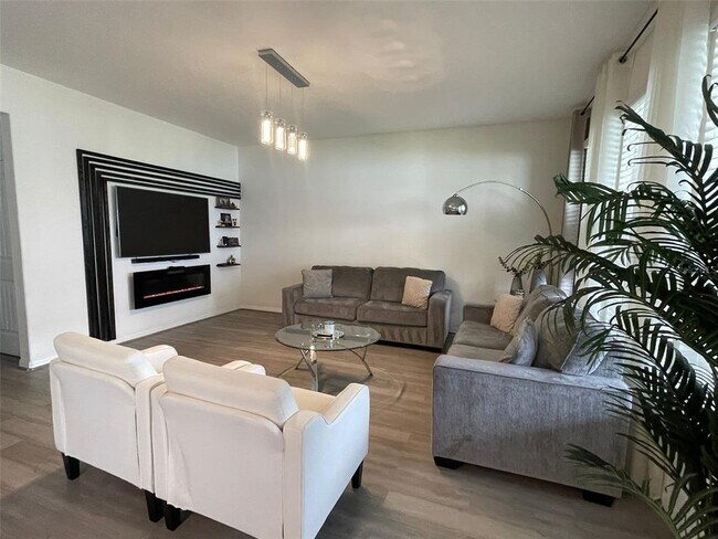 Building Photo - 2342 Beacon Landing Cir