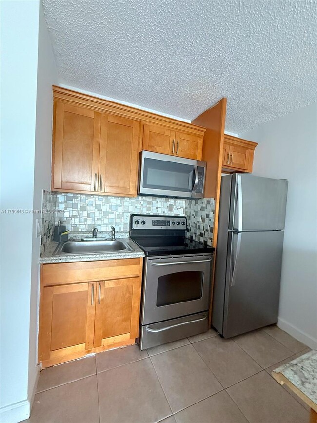 Building Photo - 8260 SW 210th St