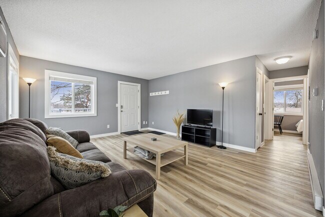 Primary Photo - 23017 60th St S