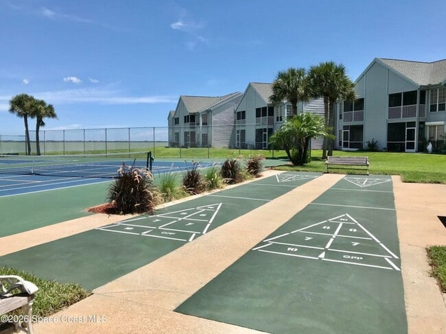 Building Photo - 7470 Highway 1