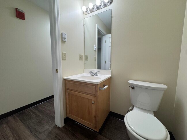 Building Photo - 99 Eastern Ave