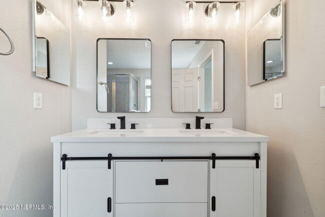 Building Photo - 1425 Royal Dornoch Drive