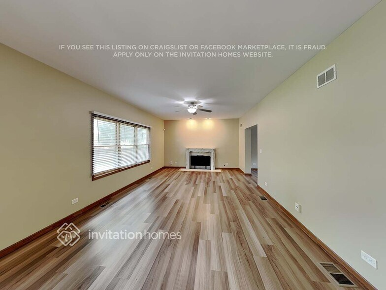 Building Photo - 34W532 Colley Dr