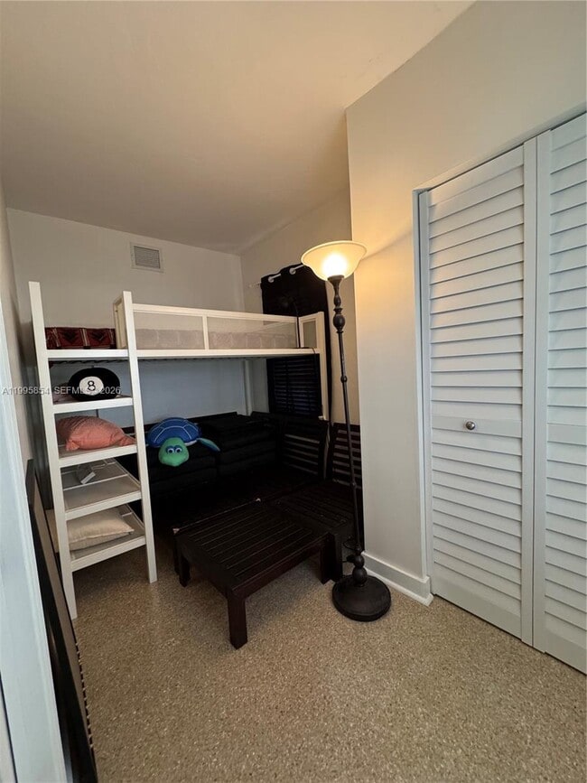 Building Photo - 510 76th St