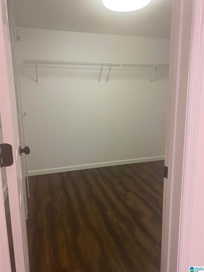 Building Photo - 432 Laurel Woods Trce