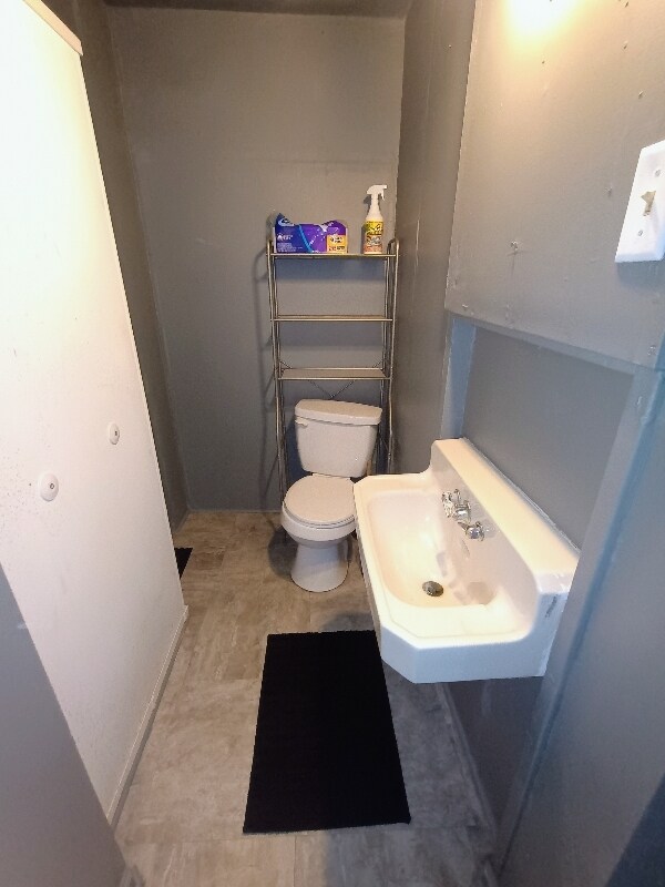 Building Photo - 9 Nutt Ave