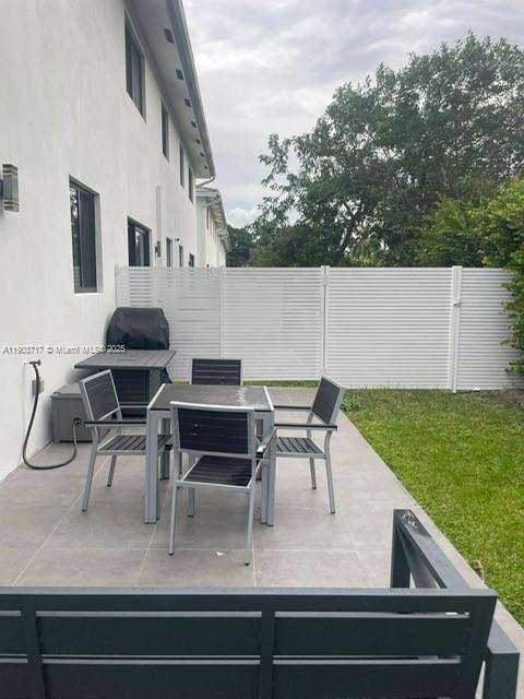 Building Photo - 3270 SW 44th St