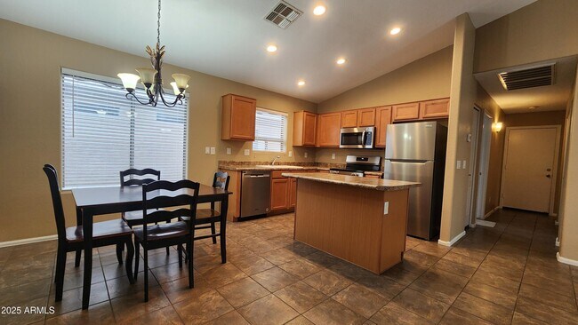 Building Photo - 42539 W Hillman Dr