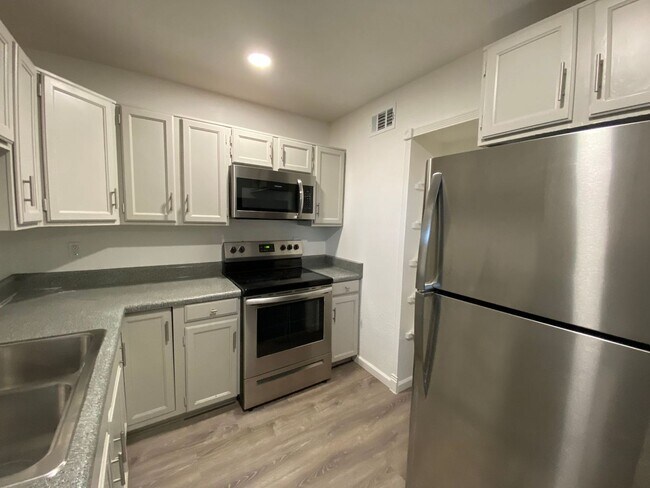 Interior Photo - Gorgeous Townhouse with Private Yard and Washer and Dryer Available!