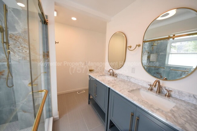 Building Photo - 101 Madison Chase