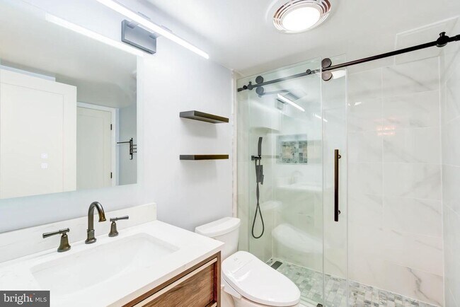 Building Photo - 2111 Wisconsin Ave NW