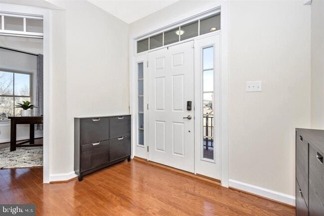 Building Photo - 9112 Kenway Ln