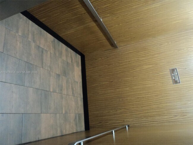 Building Photo - 1301 NE 7th St