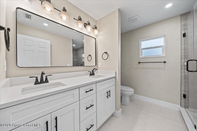 Building Photo - 510 Kennwood Ave