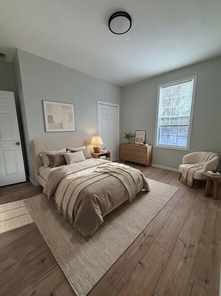 Unit 2 Bedroom - 17 Metcalf Ave