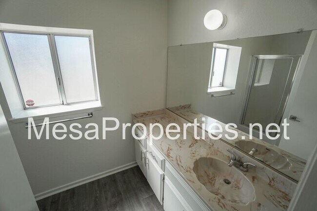Building Photo - 10910 Lancelet Rd