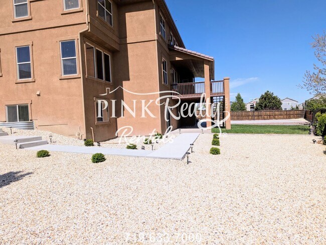 Building Photo - 7695 Wrangler Ridge Dr