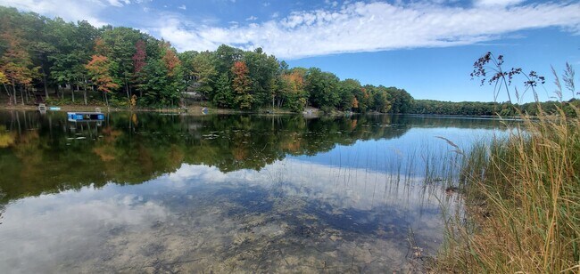 Building Photo - Tranquil Waters - Furnished Monthly Rental