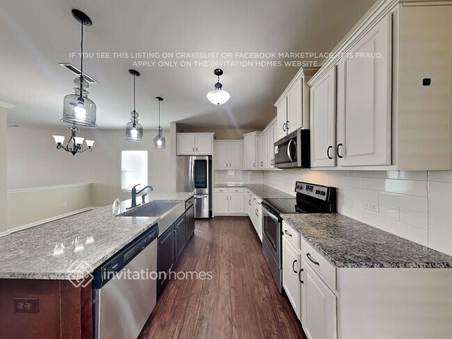 Building Photo - 205 Fesperman Cir