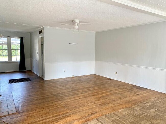 Building Photo - 2 bedroom in Valdosta GA 31602