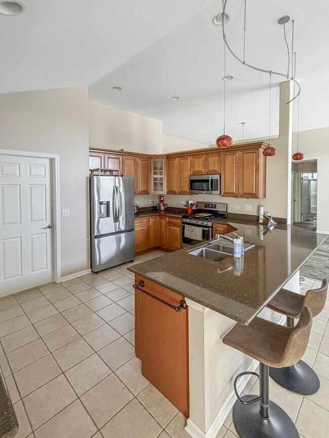 Building Photo - 1387 Prescott Dr