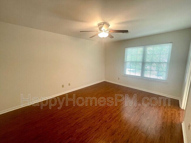 Building Photo - 1125 Monaco Dr