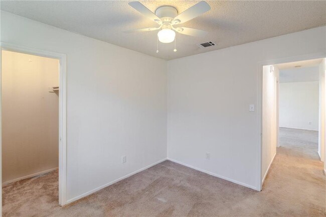 Building Photo - 11502 Ruffed Grouse Dr