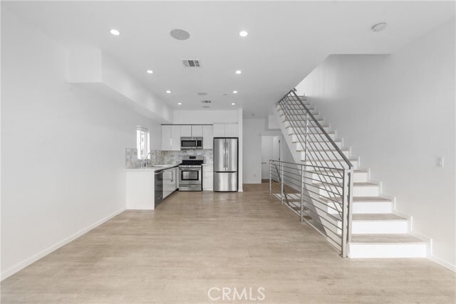 Building Photo - 6009 Barton Ave