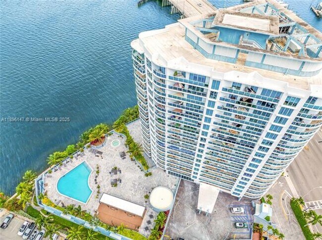 Building Photo - 1881 79th Street Causeway