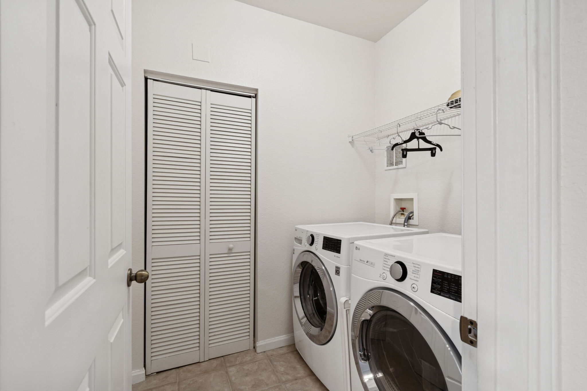 Laundry Room - 2151 Chianti Pl