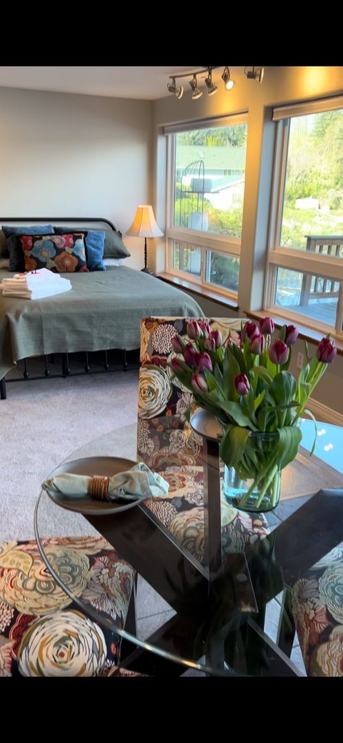 Building Photo - Studio Apartment , Fully Furnished  , Lake Access, No Washer and Dryer . Four Floors Down walk wa...