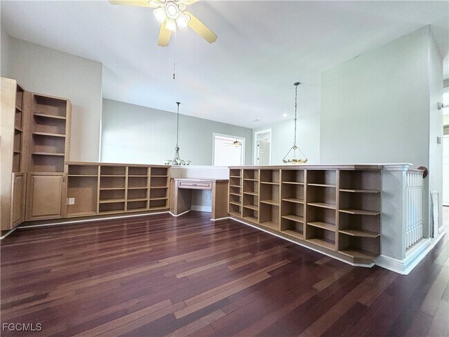 Building Photo - 2938 SW 40th St