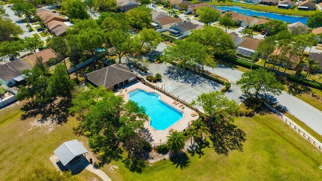 Building Photo - 10461 Hunters Haven Blvd